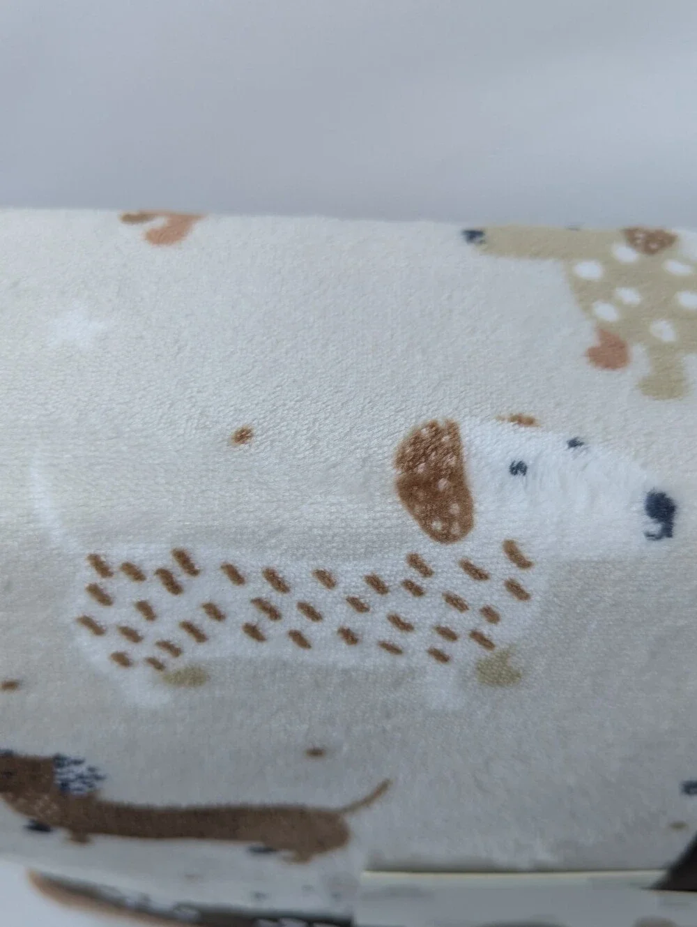 Dachshund Doxie Print Plush Pet Throw Oatmeal Browns Black White 50